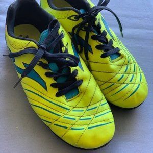 Unisex Soccer shoes cleats